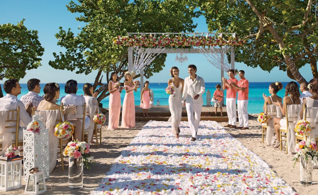 dominican republic beach wedding