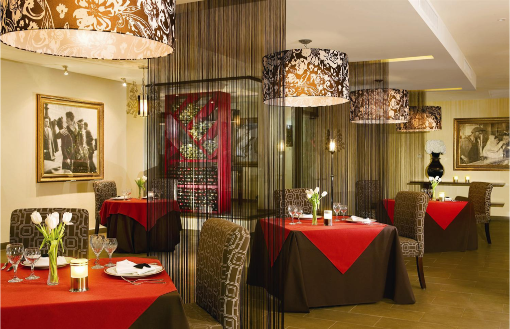 gourmet restaurant at resort