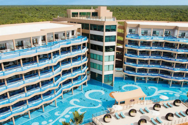 El Dorado Seaside Suites