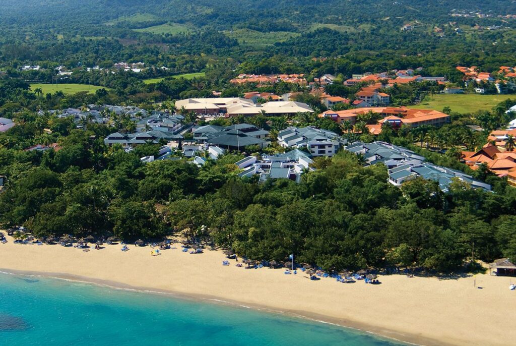 beautiful beach at Sunscape Puerto Plata