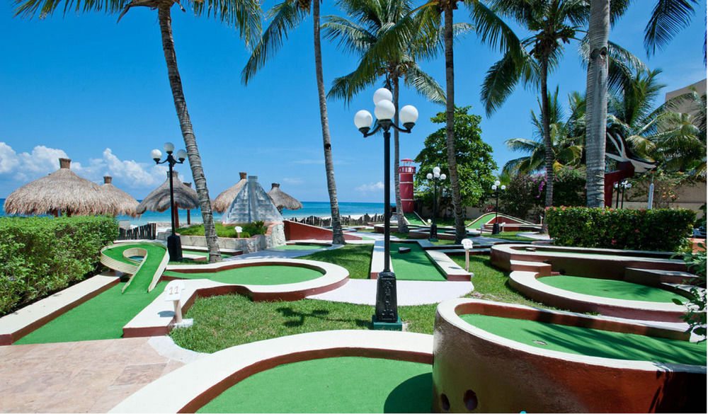 putt putt golf at resort