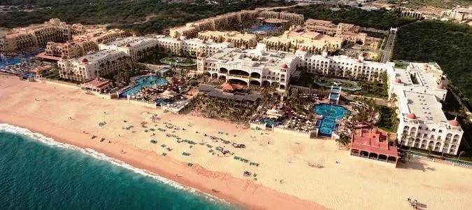 beach at Riu Sante Fe