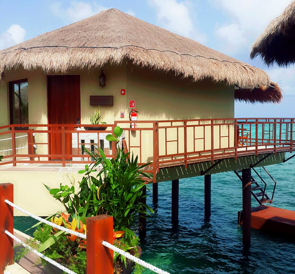 overwater bungalow in Riviera Maya