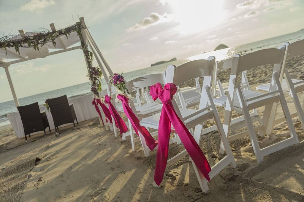 Wedding services at Holiday Inn Resort Ixtapa