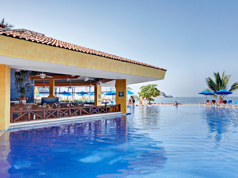 Caracol Restaurant at Barceló Ixtapa Beach Resort