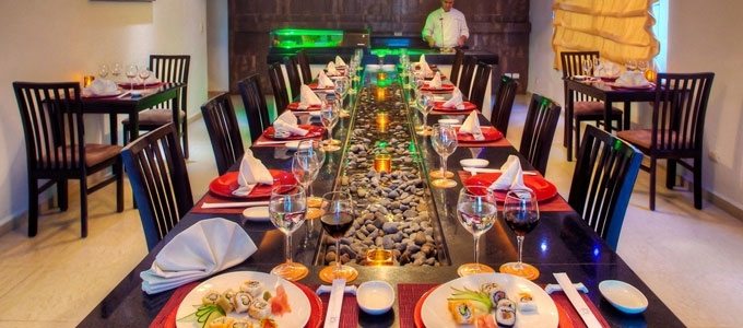 luxury dining at El Dorado Maroma Palafitos