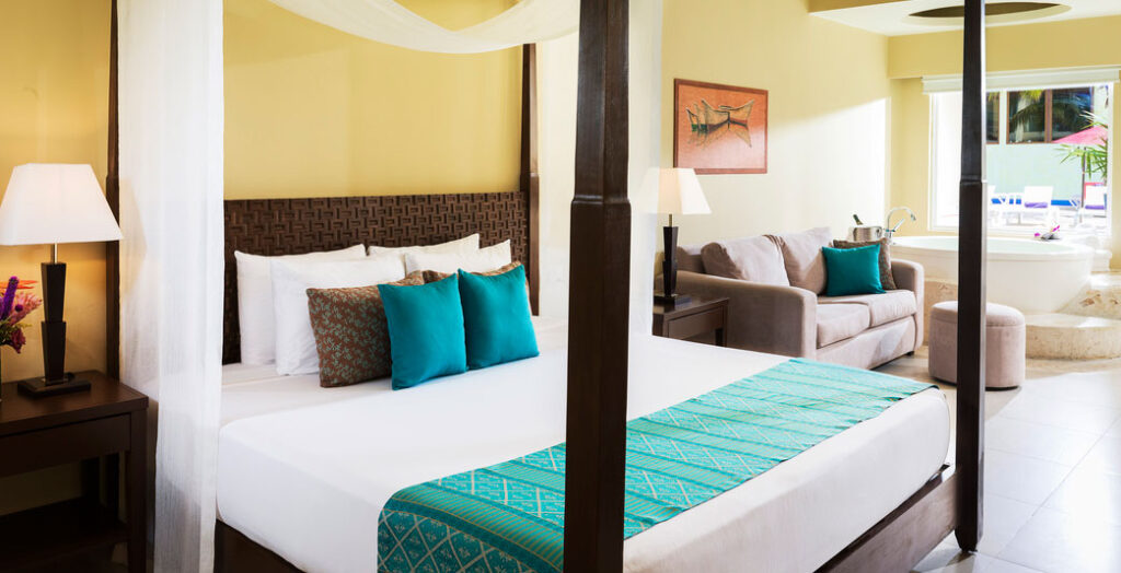 suite at Azul Beach Resort Sansatori