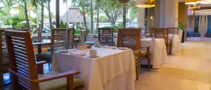 luxury dining at resort