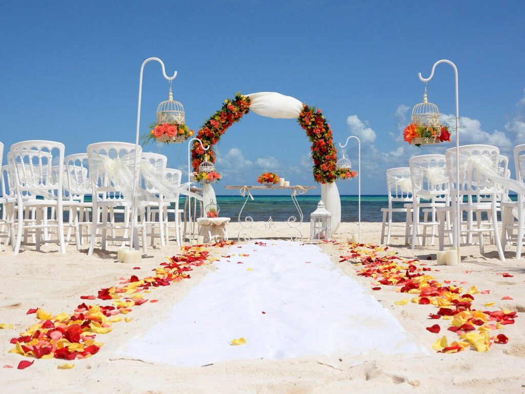 beach wedding at Platinum Yucatan Princess