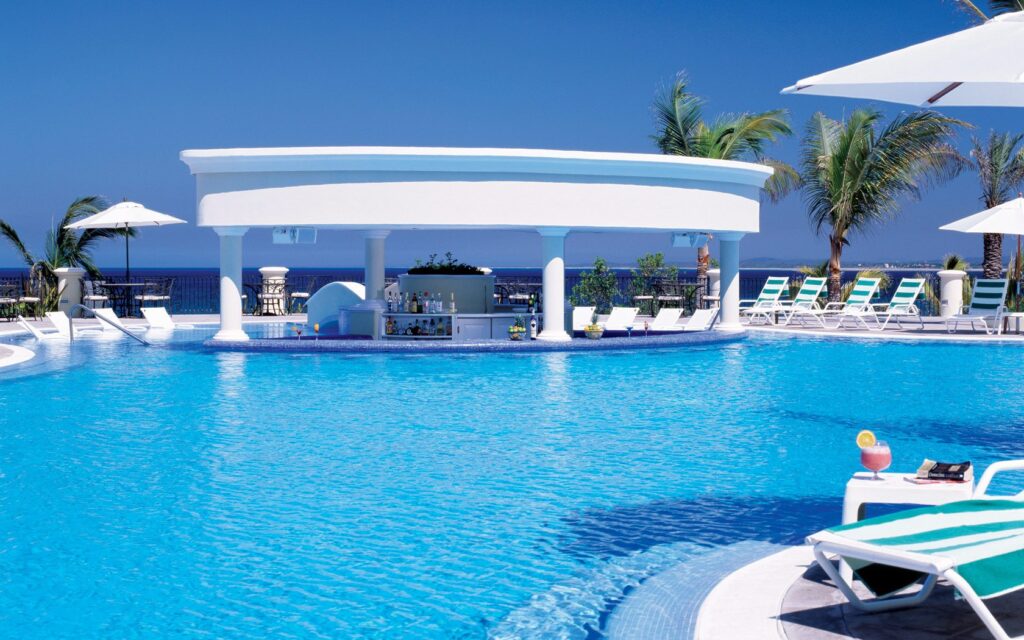 swim up bar at pool at Pueblo Bonito Emerald Bay